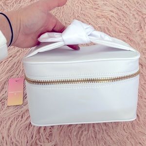 Stoney Clover Lane white top knot travel bag